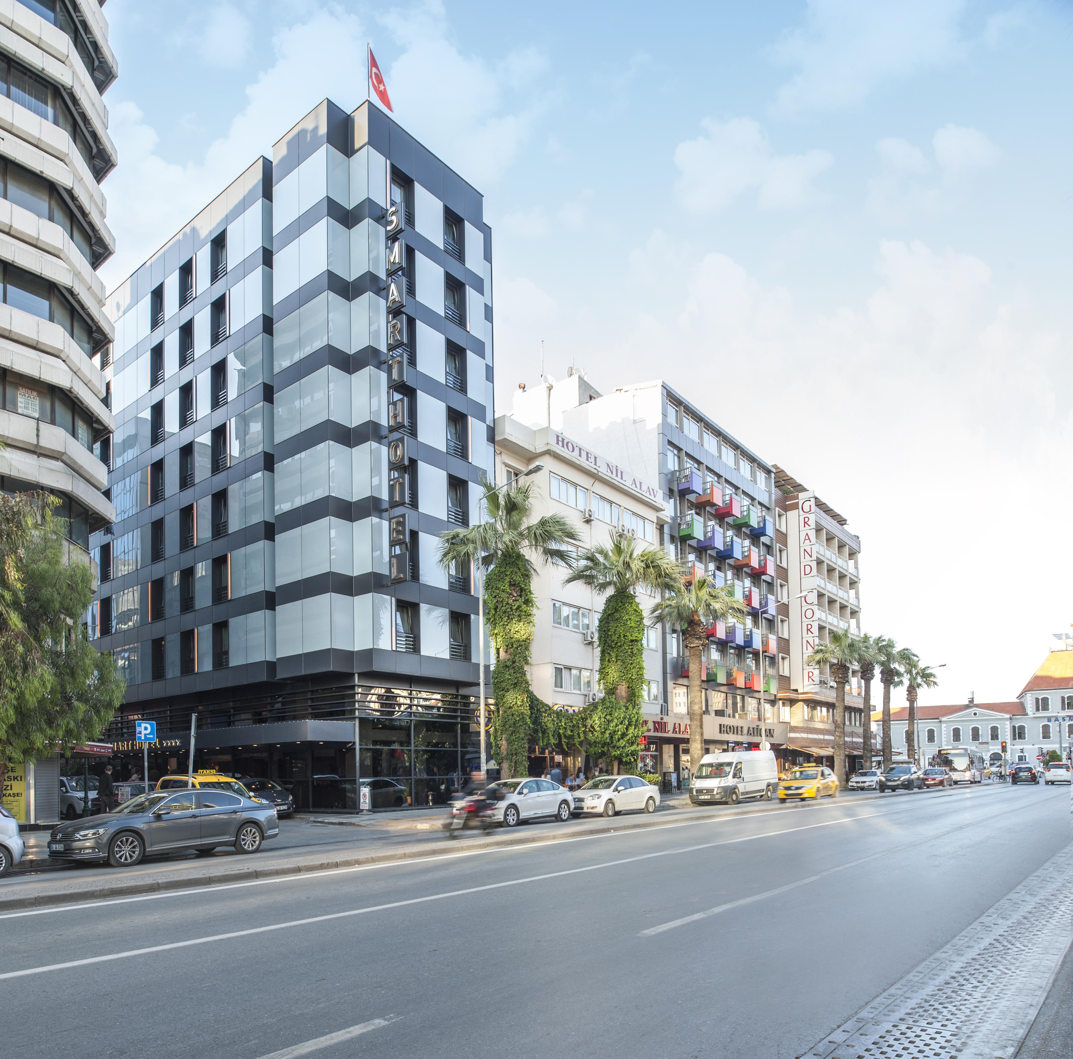 Smart Hotel Izmir Exterior photo